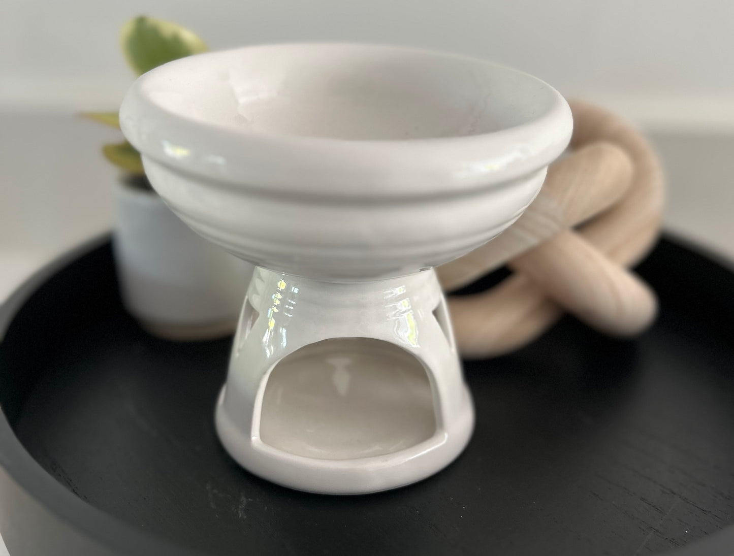 Deep Bowl Oil Burner/Wax Warmer in White or Grey