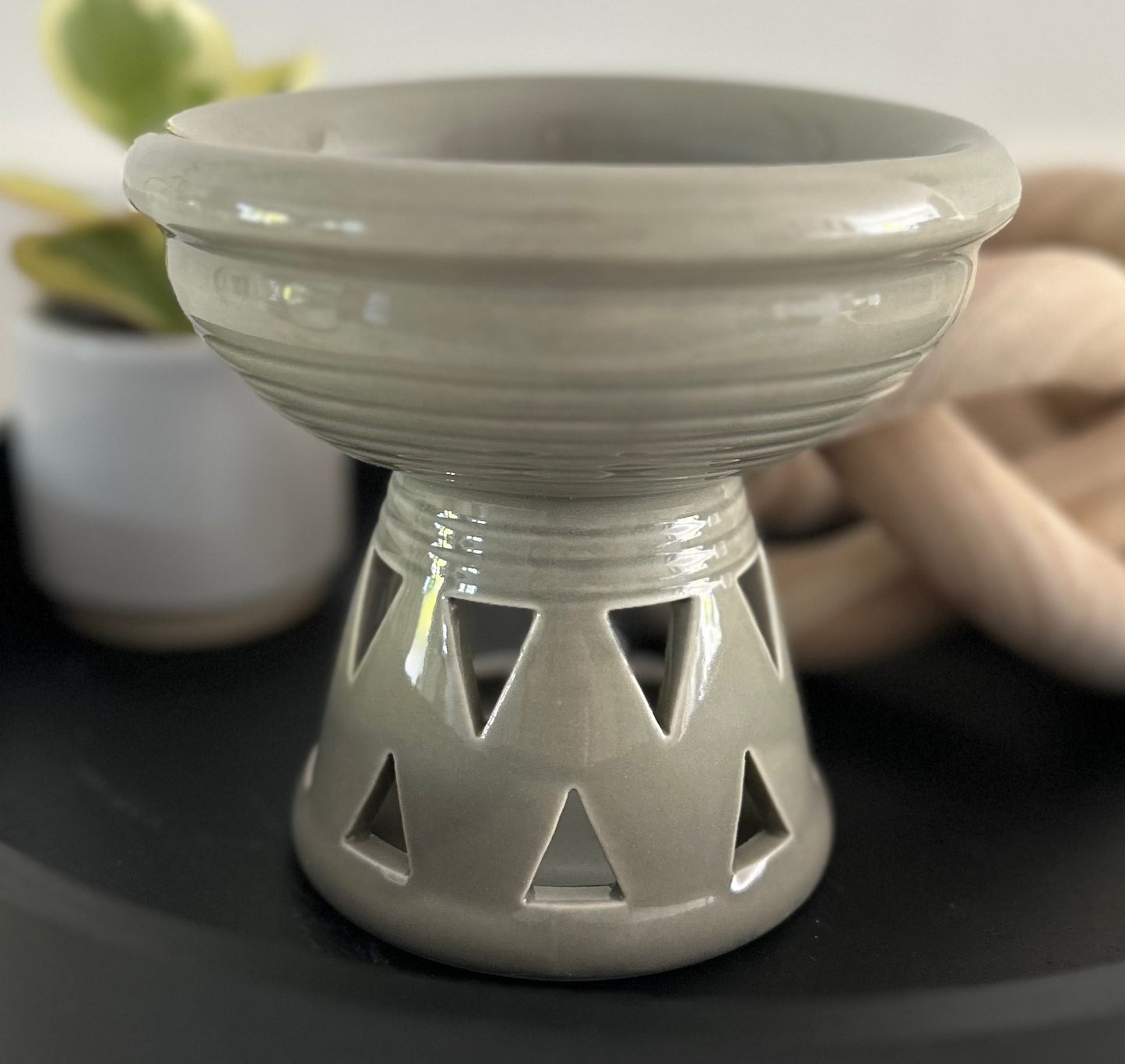 Deep Bowl Oil Burner/Wax Warmer in White or Grey